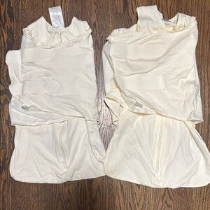 2 HALO Swaddles. Sz 0-3 Months
